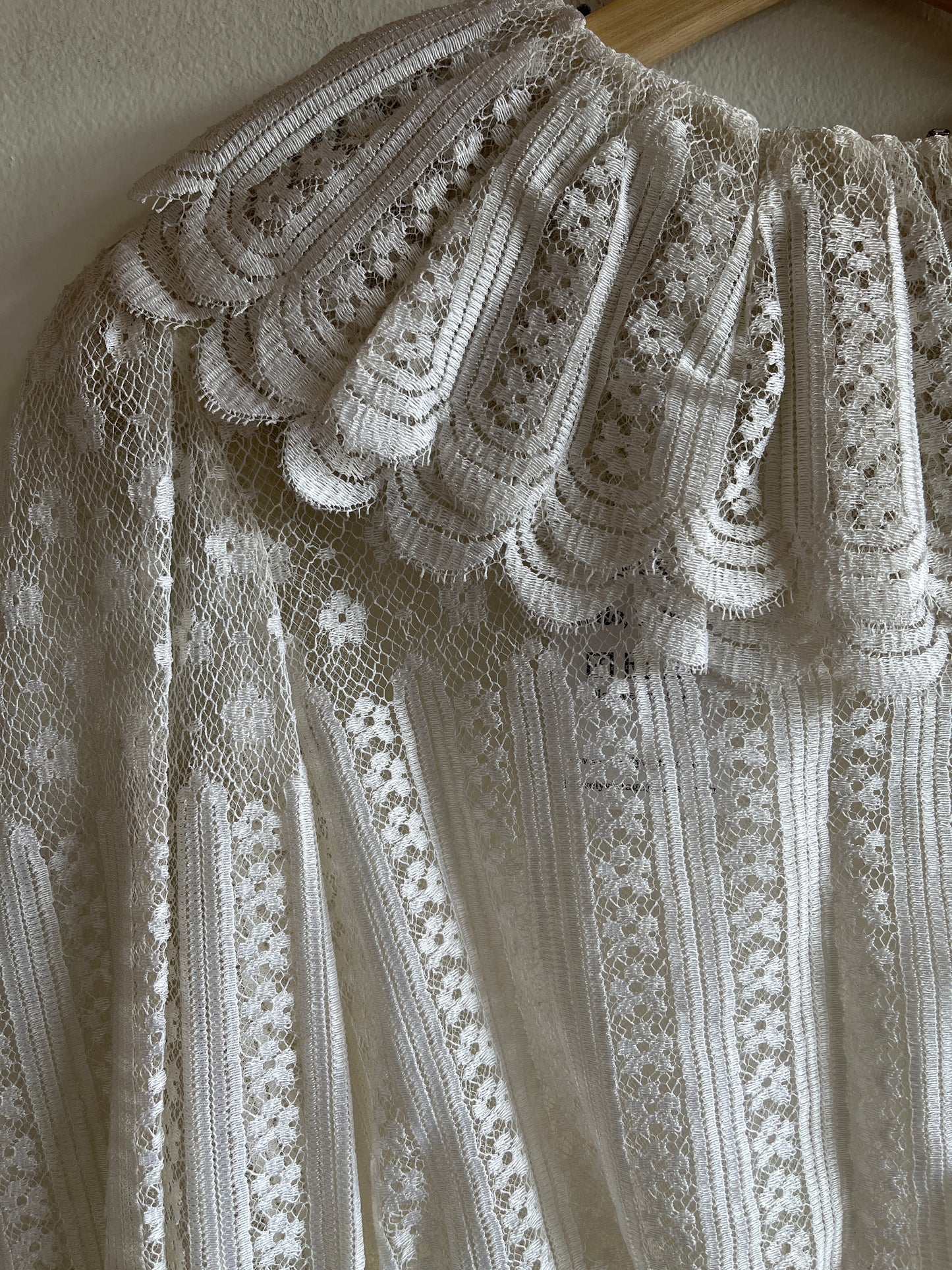 Vintage 1960’s Near-Deadstock Lace Blouse