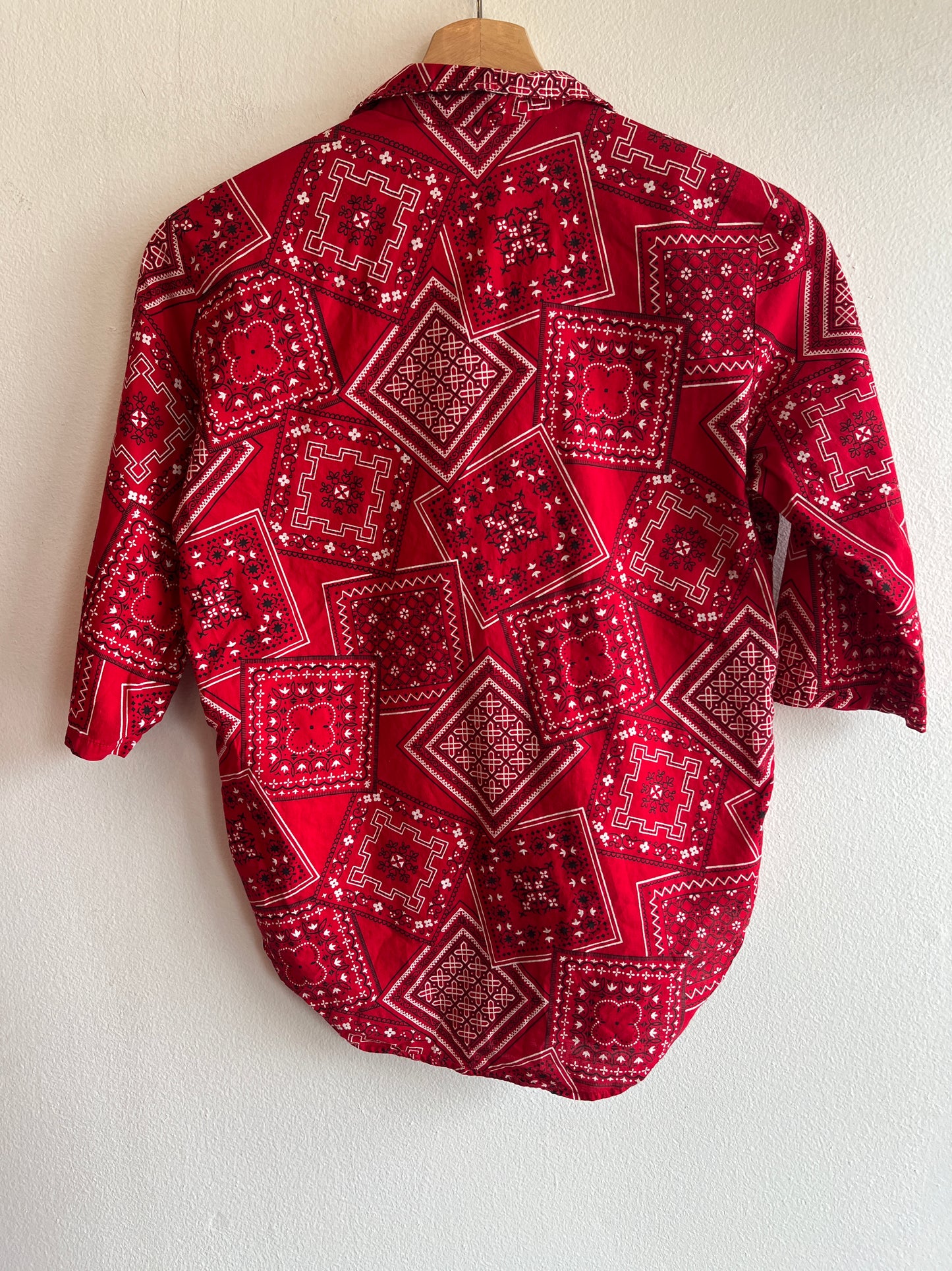 Vintage 1950/60’s Loop Collar Bandana Print Button-Up Shirt