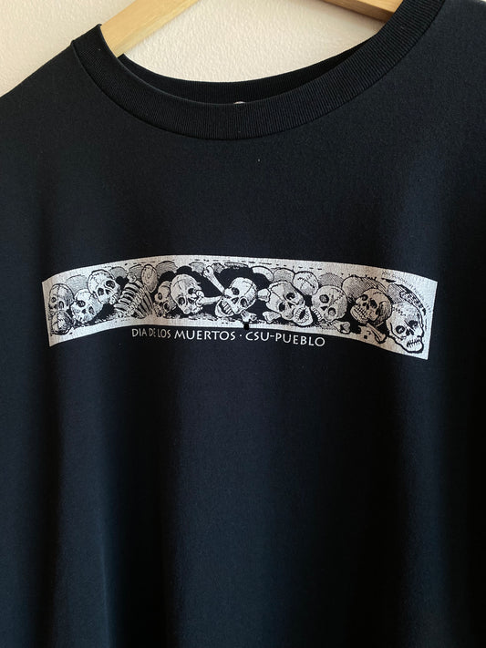 Vintage Y2K Dia de Los Muertos Long Sleeved T-Shirt