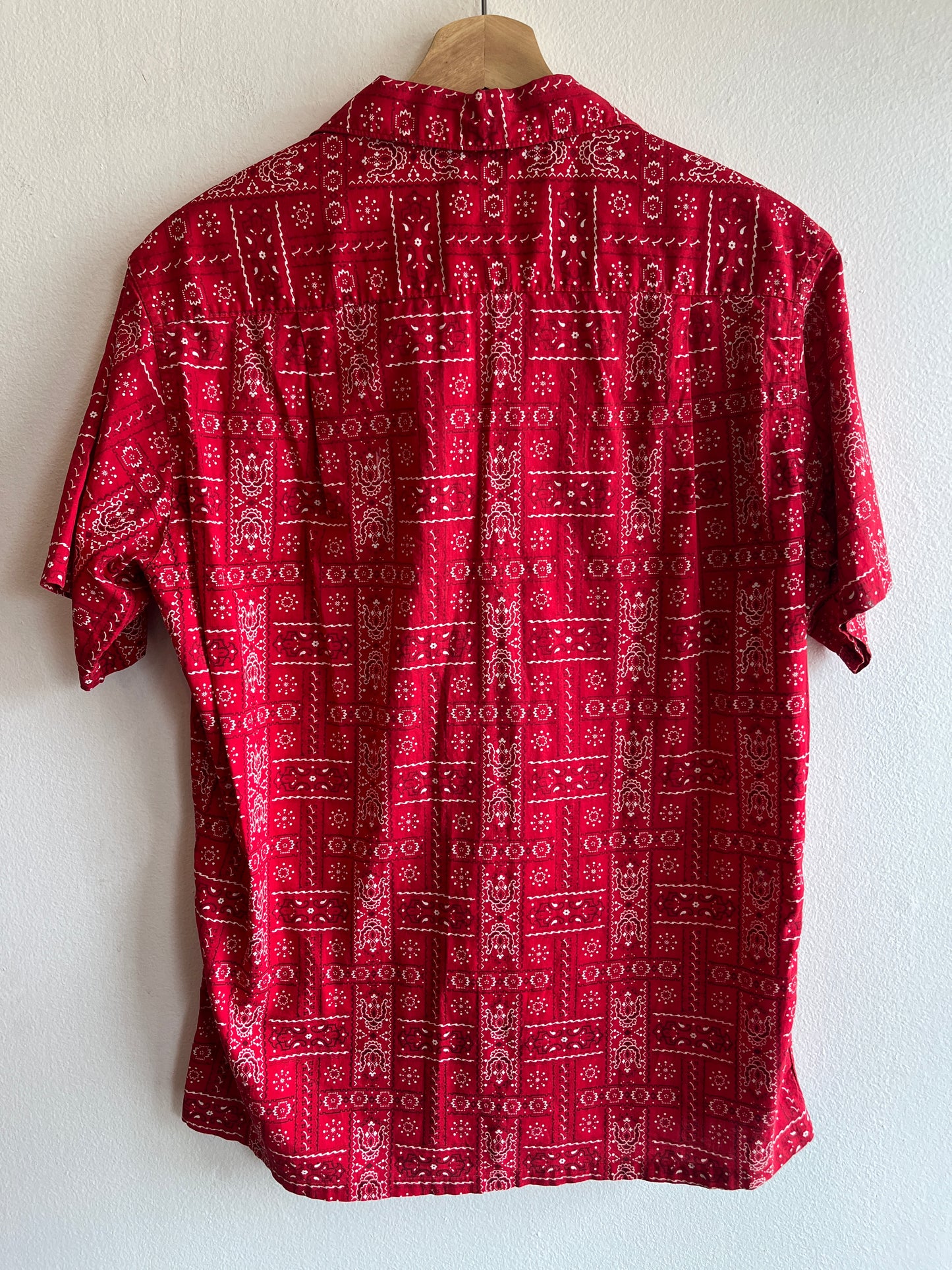 Vintage 1950’s Brent Loop Collar Bandana Print Button-Up Shirt