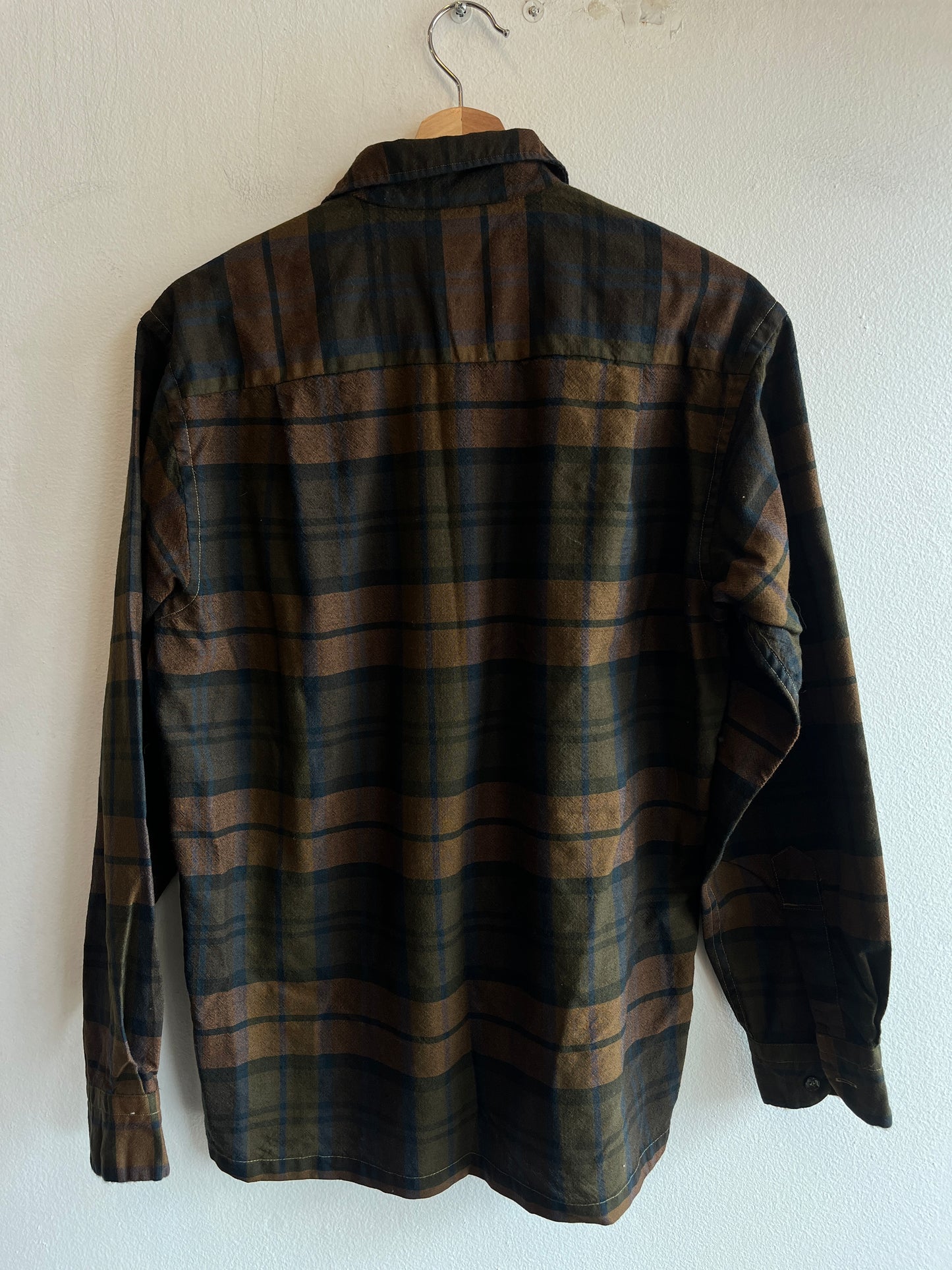 Vintage 1960’s Towncraft Shadow Plaid Loop Collar Button Up Shirt
