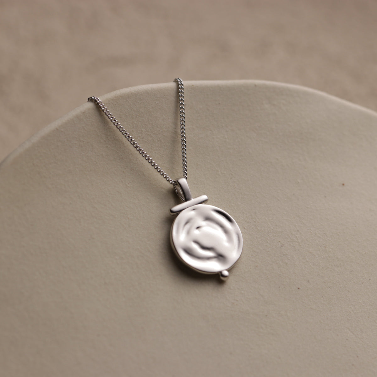Matte Circle Medallion Necklace - La Lovely Vintage