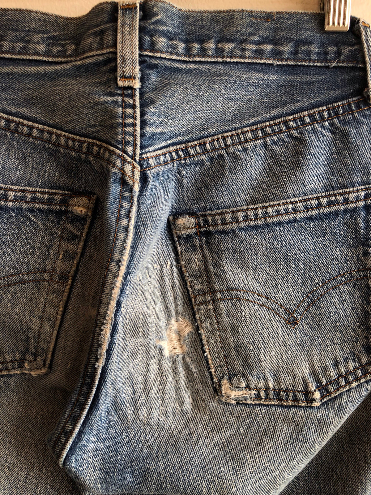 Vintage 1980’s Levi’s 501 Selvedge Denim Jeans - La Lovely Vintage
