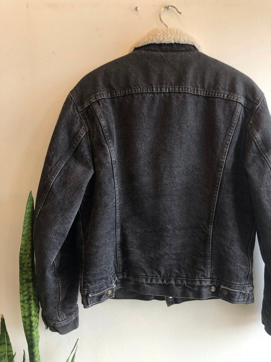 Vintage Levi’s Type 4 Sherpa lined Black denim trucker jacket - La Lovely Vintage
