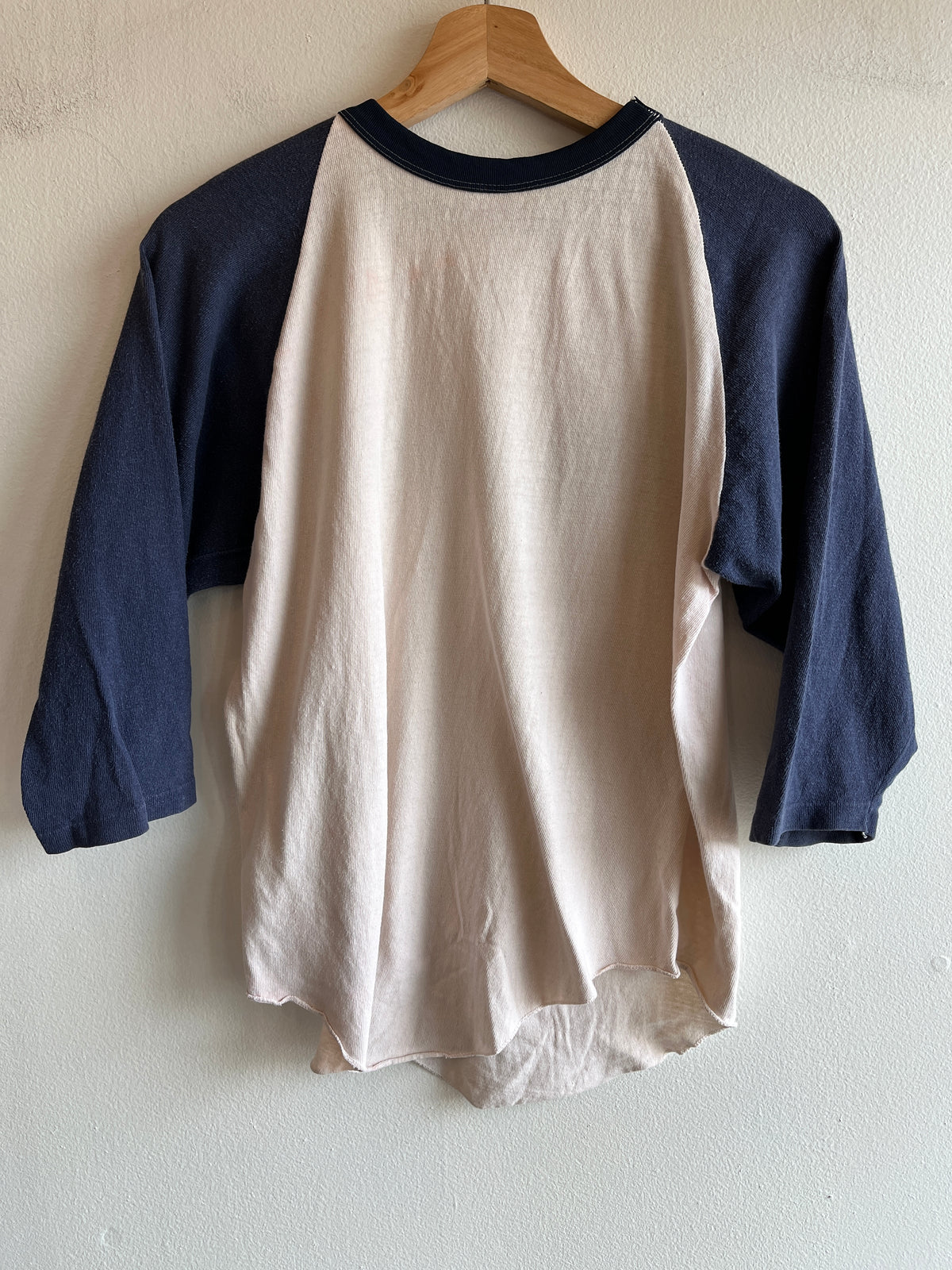 Vintage 1960’s Virginia University Raglan T-Shirt - La Lovely Vintage