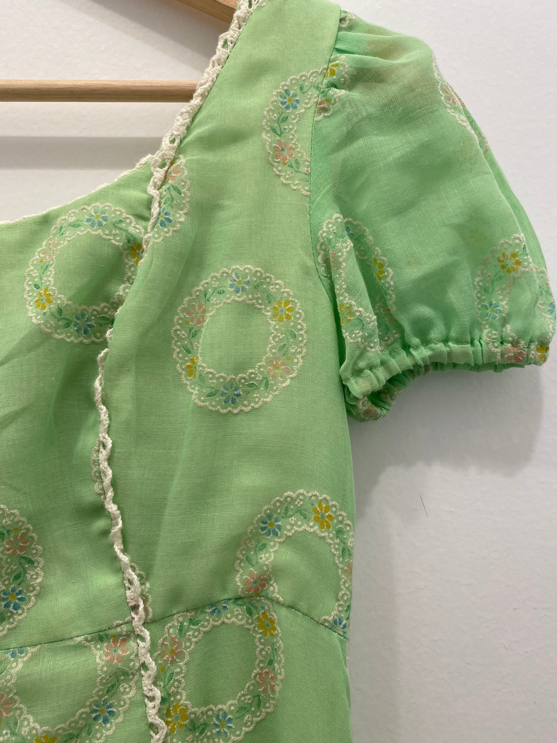 Vintage 70's Green Floral Prairie Style Maxi Dress - La Lovely Vintage 