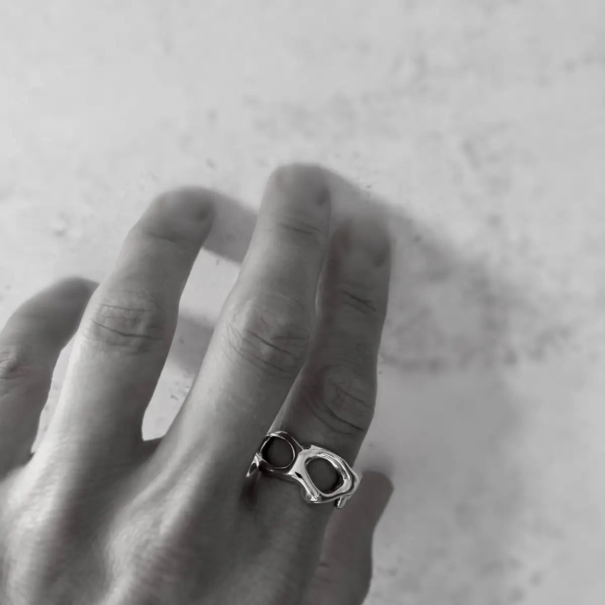Species by the Thousands - Lattice Artisan Sterling Silver Ring - La Lovely Vintage 