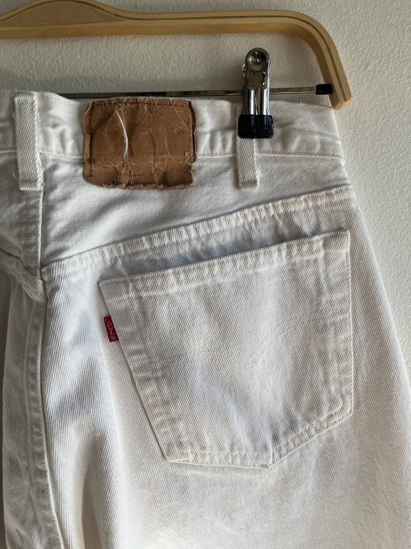 Vintage 1980’s Levi’s 501 White Denim Jeans - La Lovely Vintage 