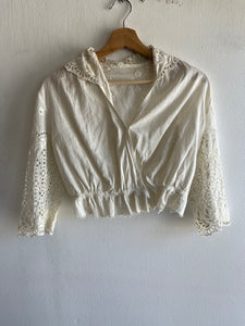 Vintage 1930’s Linen and Lace Top