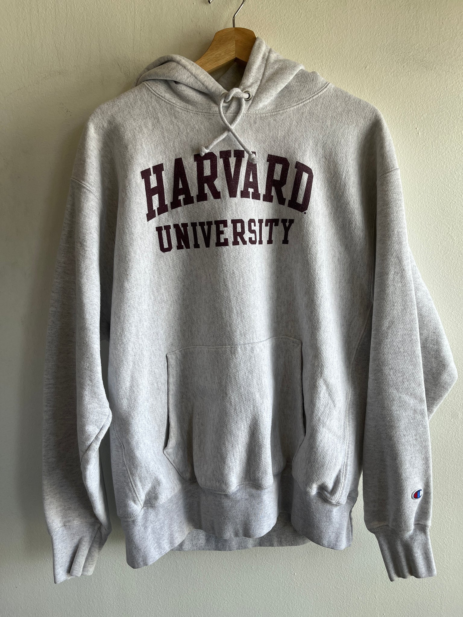 Vintage 2000’s Champion Harvard Reverse Weave Hooded Sweatshirt