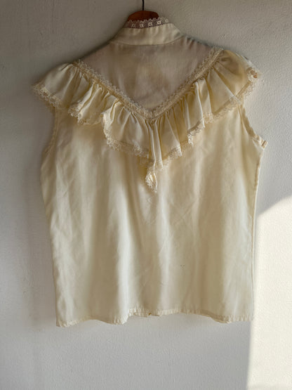 Vintage 1970’s Sleeveless Ruffled Blouse