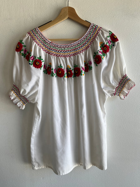 Vintage 1970’s Oaxacan Embroidered Blouse