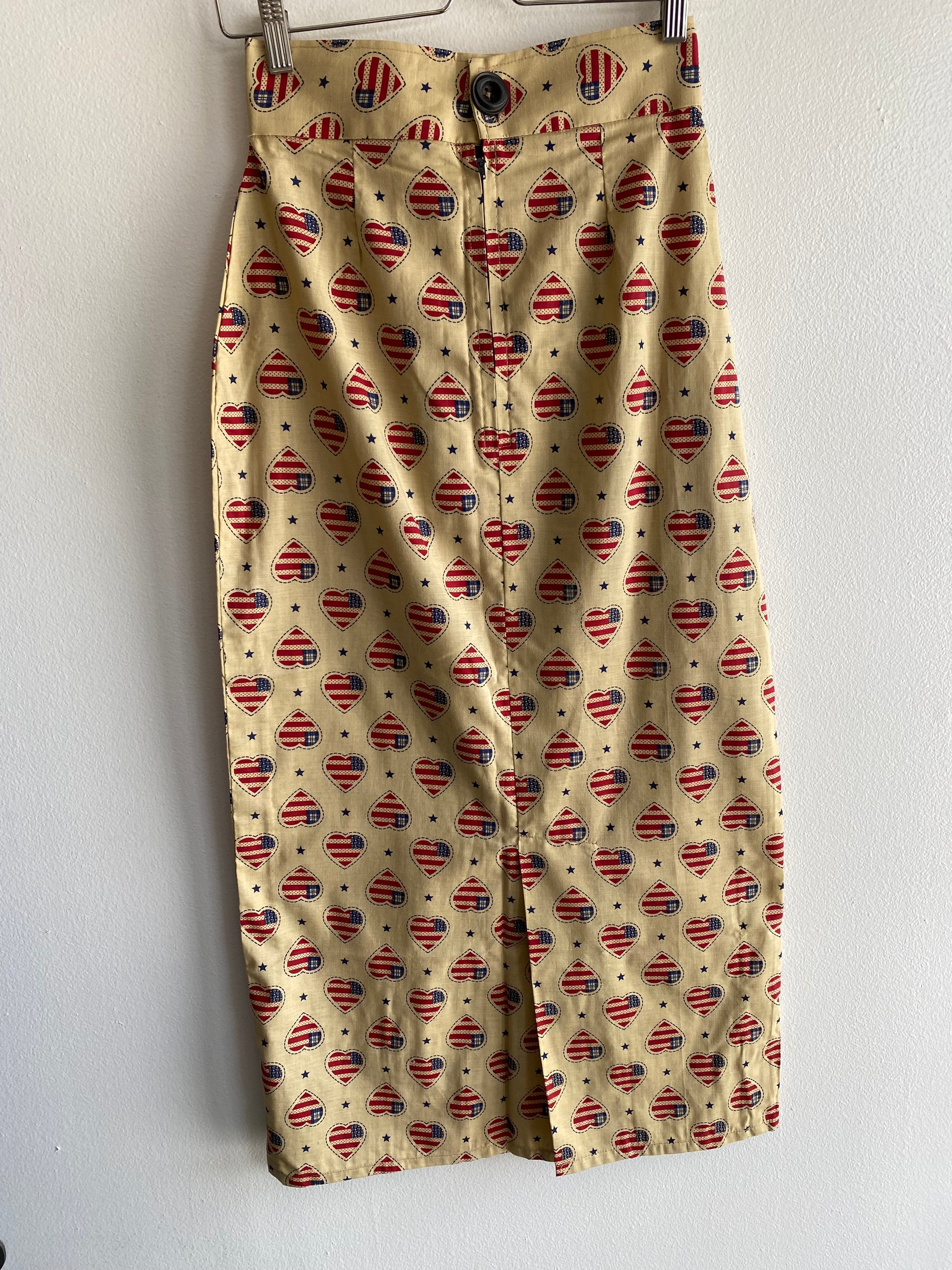 Vintage 1980’s Flags and Hearts Midi Skirt - La Lovely Vintage 