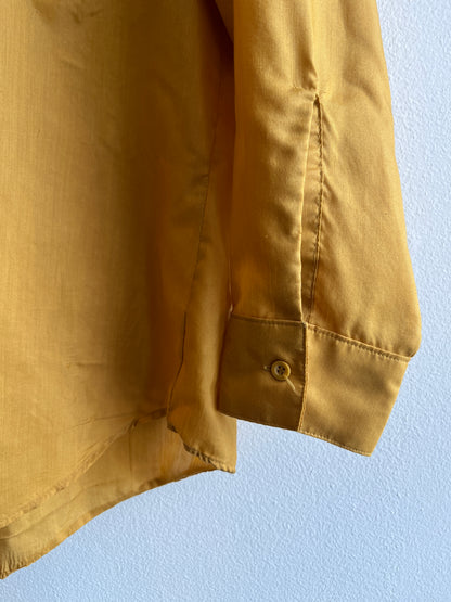 Vintage 1960’s Van Heusen Loop Collar Button-Up Shirt