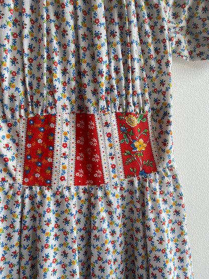 Vintage 1970’s Floral Scoop Neck Prairie Dress - La Lovely Vintage 