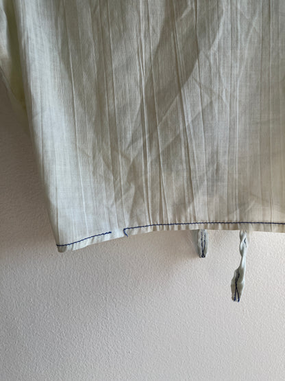 Vintage 1970’s Button-Up Tie Front Shirt - La Lovely Vintage 