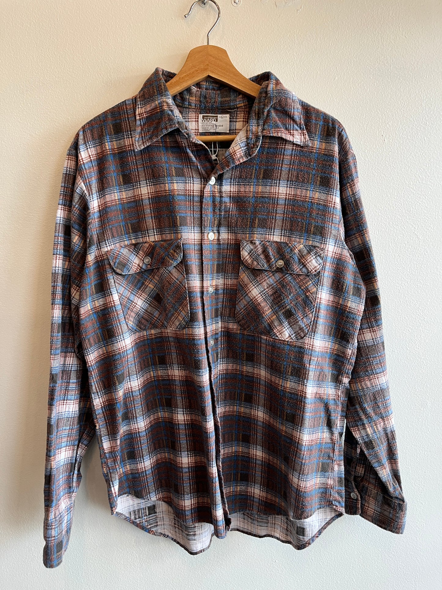 Vintage 1970’s Printed Cotton Flannel Button-Up Shirt