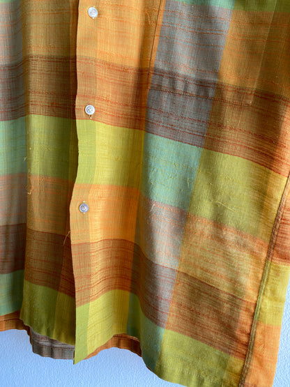 Vintage 1960/70’s Linen Loop Collar Button Up Shirt