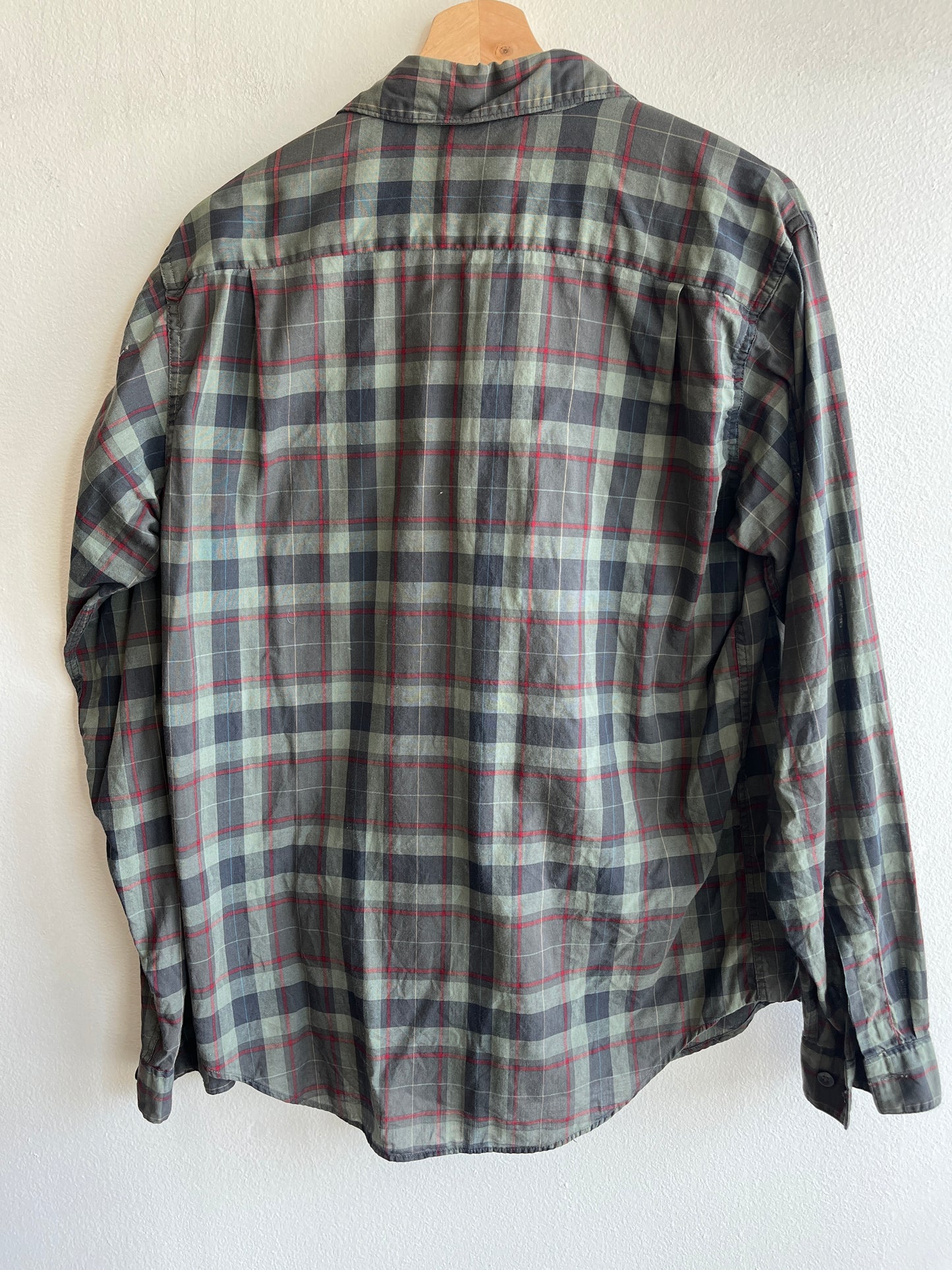 Vintage 1950/60’s Casuals Long Sleeve Loop Collar Button-Up Shirt - La Lovely Vintage 