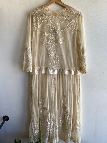 Vintage 1910’s Edwardian Sheer Lace Dress