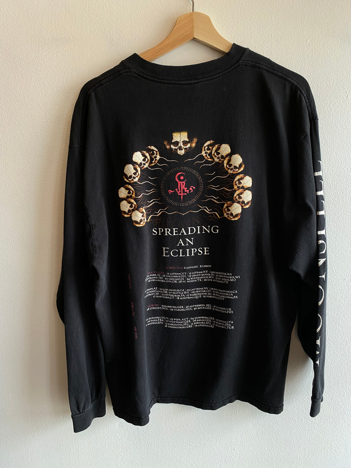 Vintage 1990’s/Y2K Moonspell Long Sleeved Tour T-Shirt
