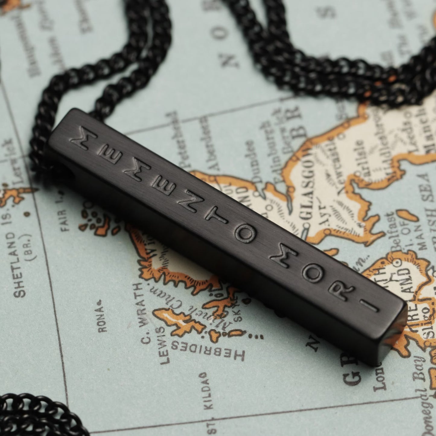 Stoic Muse - Pendant Necklaces - La Lovely Vintage 