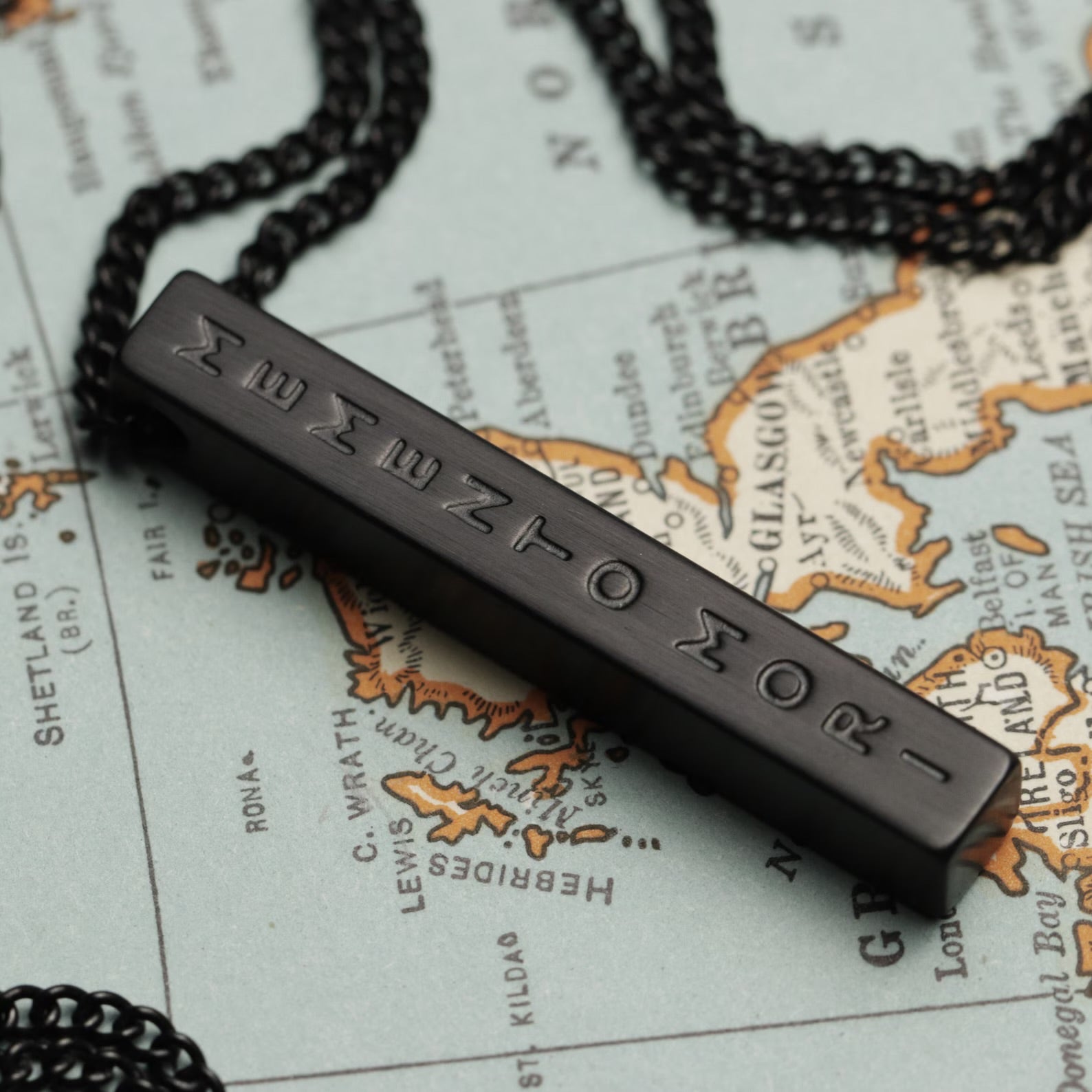 Stoic Muse - Pendant Necklaces - La Lovely Vintage 