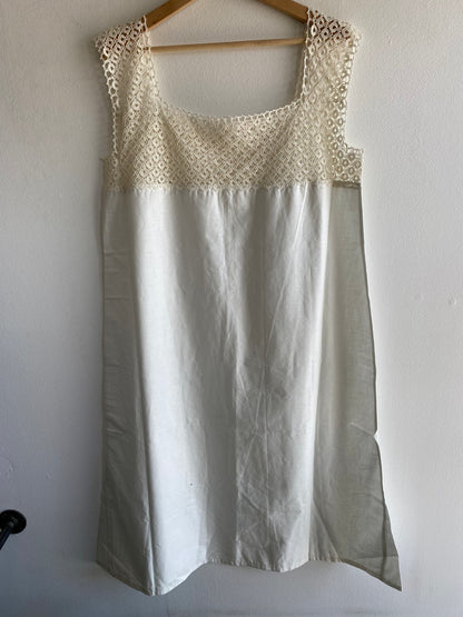 Antique 1920’s Lace and Linen Dress