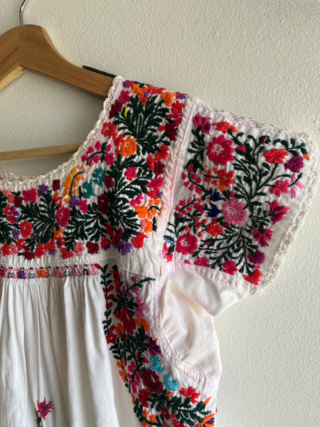 Vintage 1970’s Oaxacan Embroidered Caftan Dress