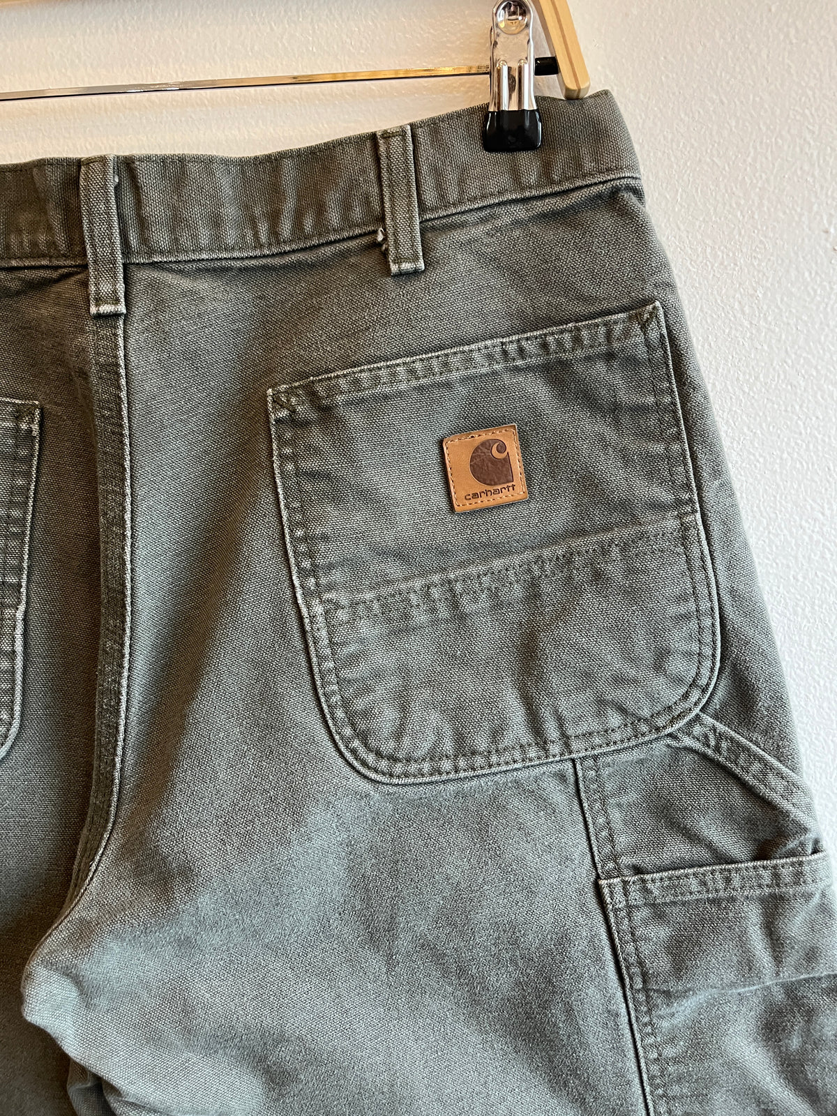 Vintage 2000’s Carhartt Olive Canvas Work Pants