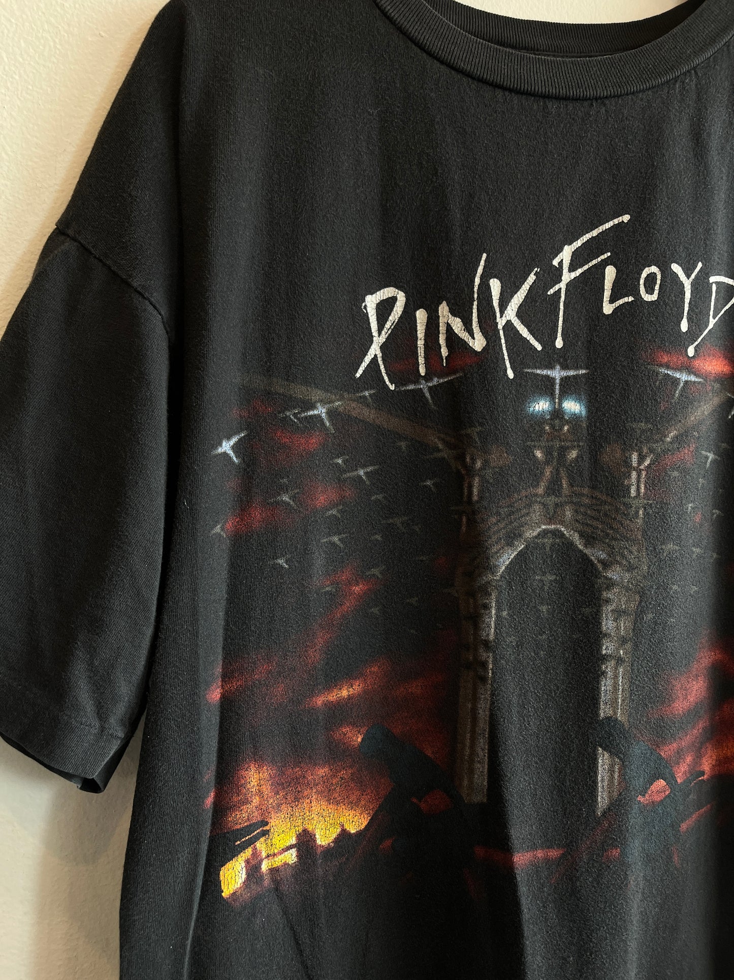 Vintage 1990’s Pink Floyd T-Shirt