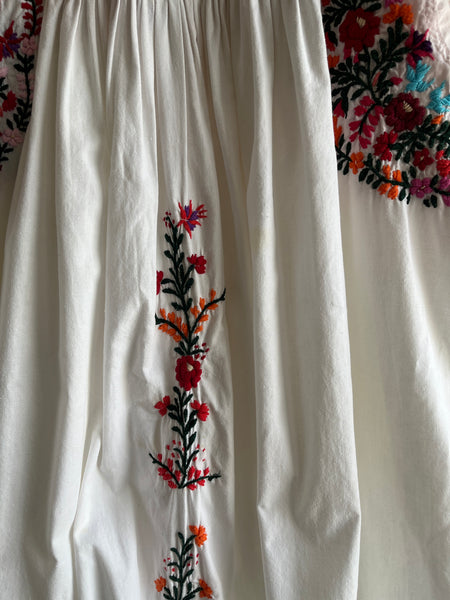 Vintage 1970’s Oaxacan Embroidered Caftan Dress