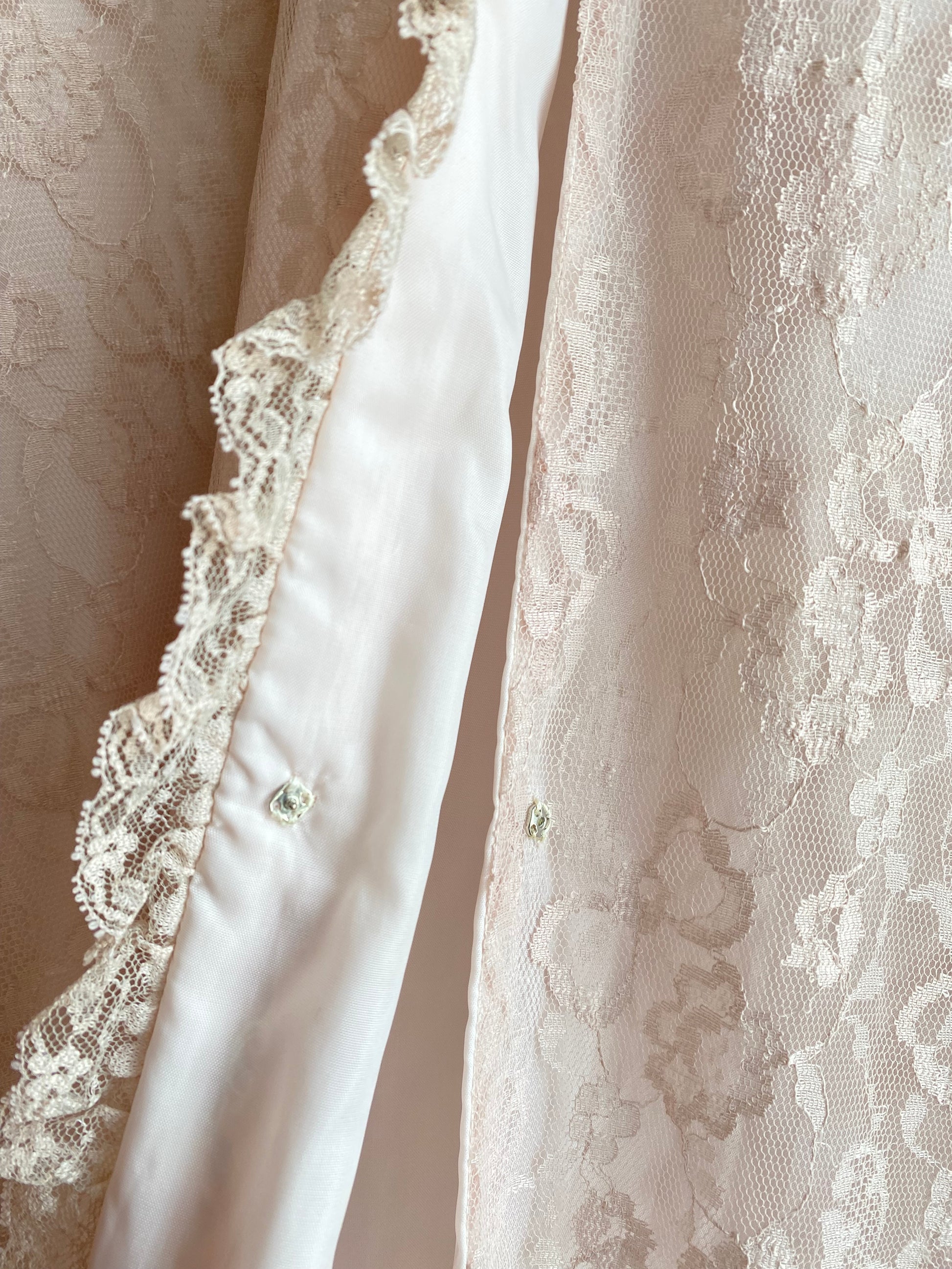 Vintage 60's Peter Pan Collar Lace Bed Coat - La Lovely Vintage 