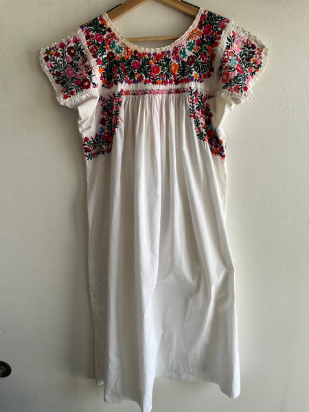 Vintage 1970’s Oaxacan Embroidered Caftan Dress