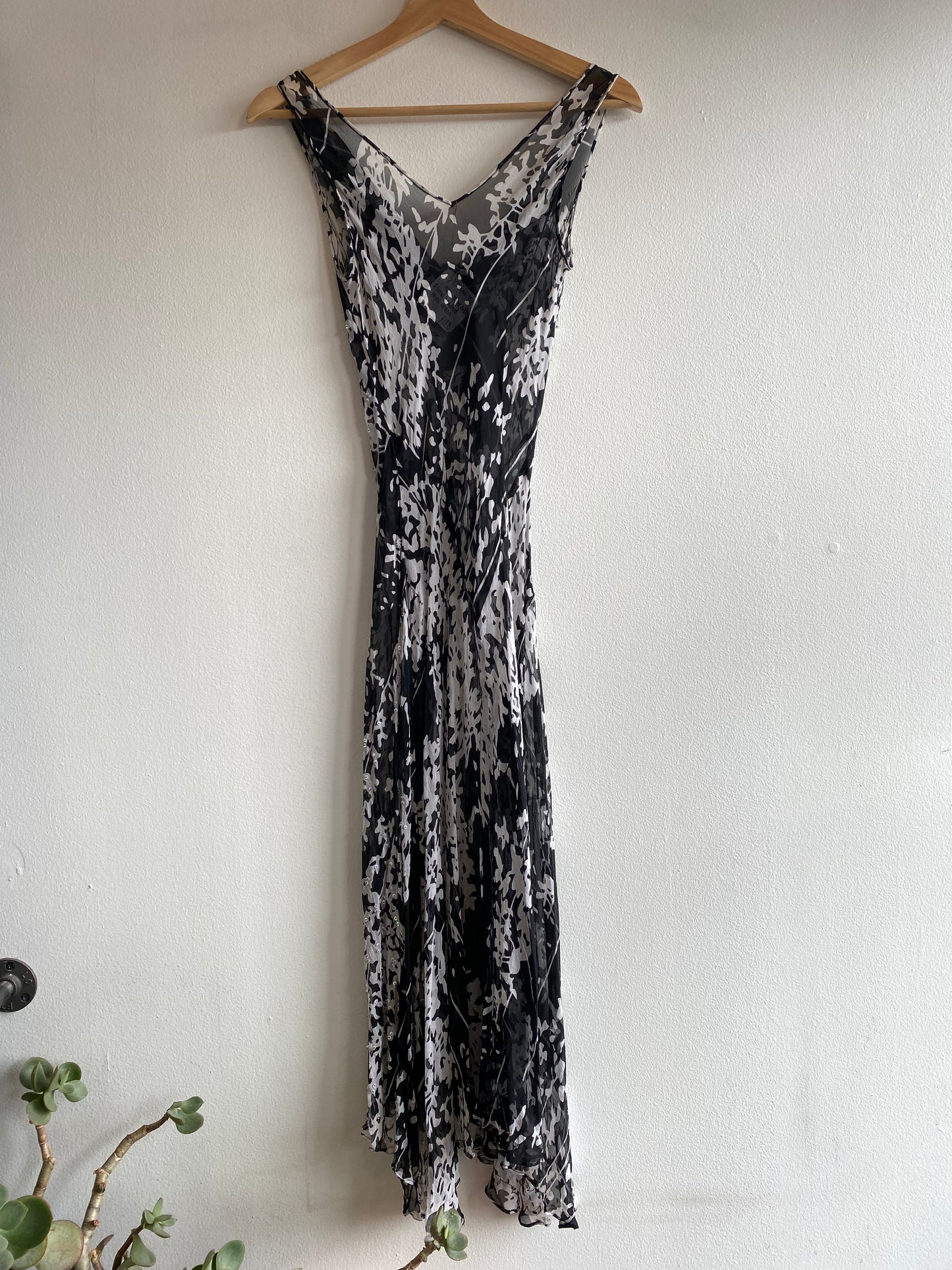Vintage 90's black and white floral silk beaded maxi dress - La Lovely Vintage 