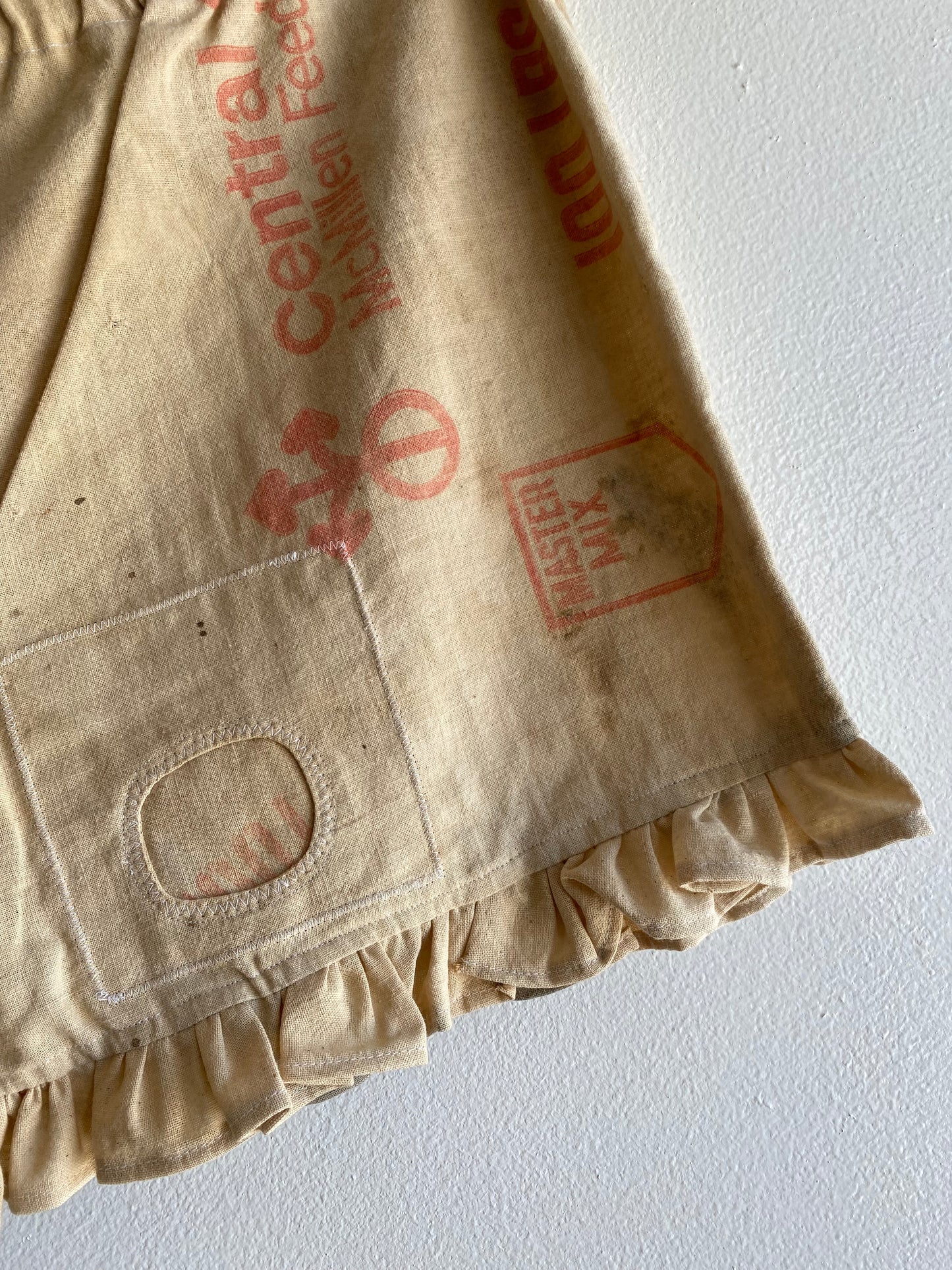 La Lovely Vintage - Handmade Feed Sack Shorts