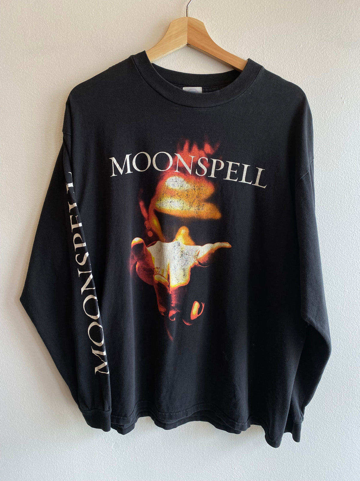 Vintage 1990’s/Y2K Moonspell Long Sleeved Tour T-Shirt