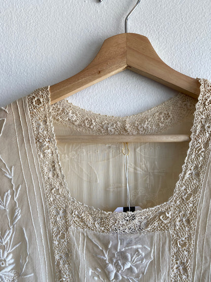 Vintage 1910’s Edwardian Sheer Lace Dress