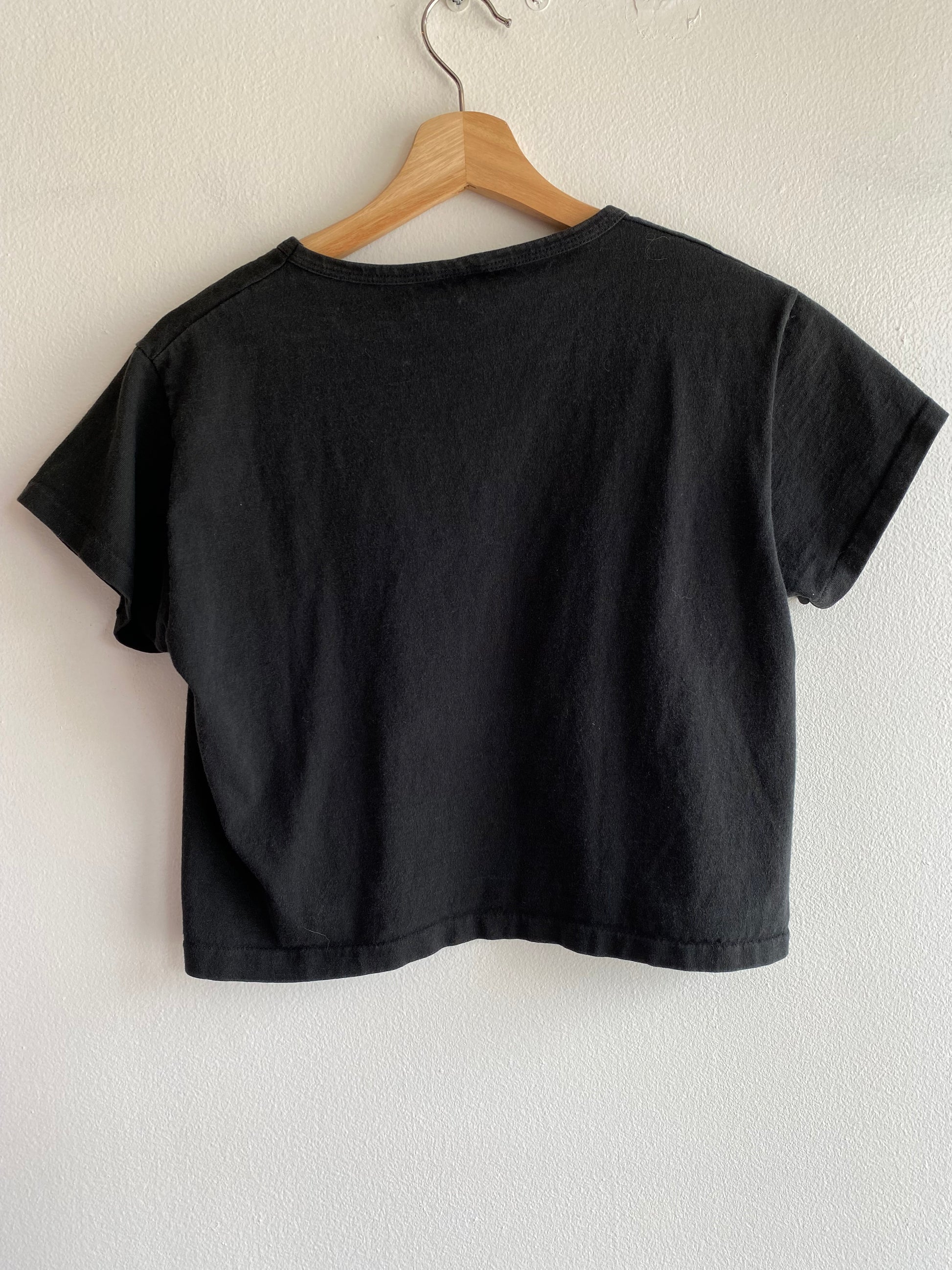 Vintage 1990’s Raiders Crop Top T-Shirt - La Lovely Vintage 