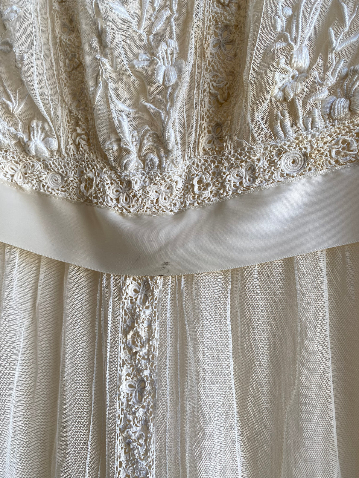 Vintage 1910’s Edwardian Sheer Lace Dress
