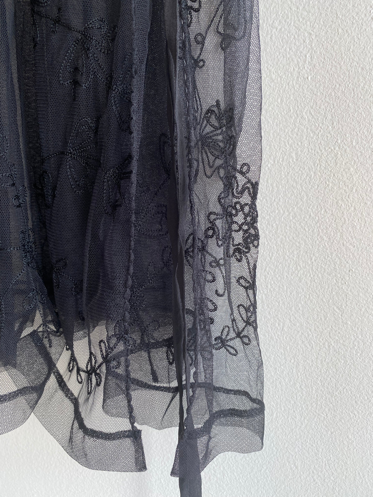 Vintage Y2K Victoria's Secret Embroidered Black Mesh Slip