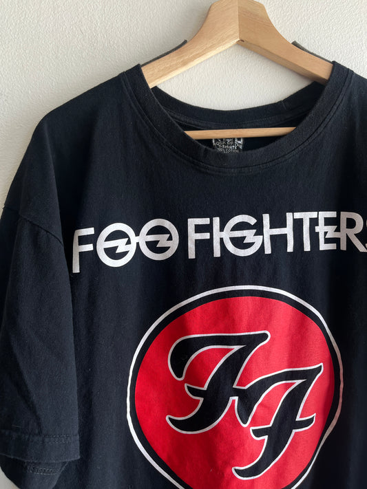 Vintage 2000’s Foo Fighters T-Shirt