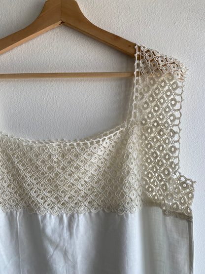 Antique 1920’s Lace and Linen Dress