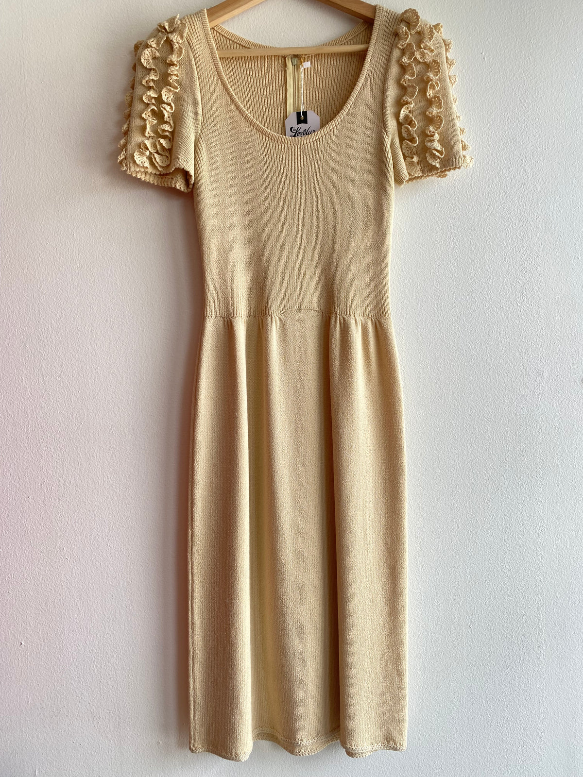 Vintage 70's Beige Ruffle Sleeve Knit Dress