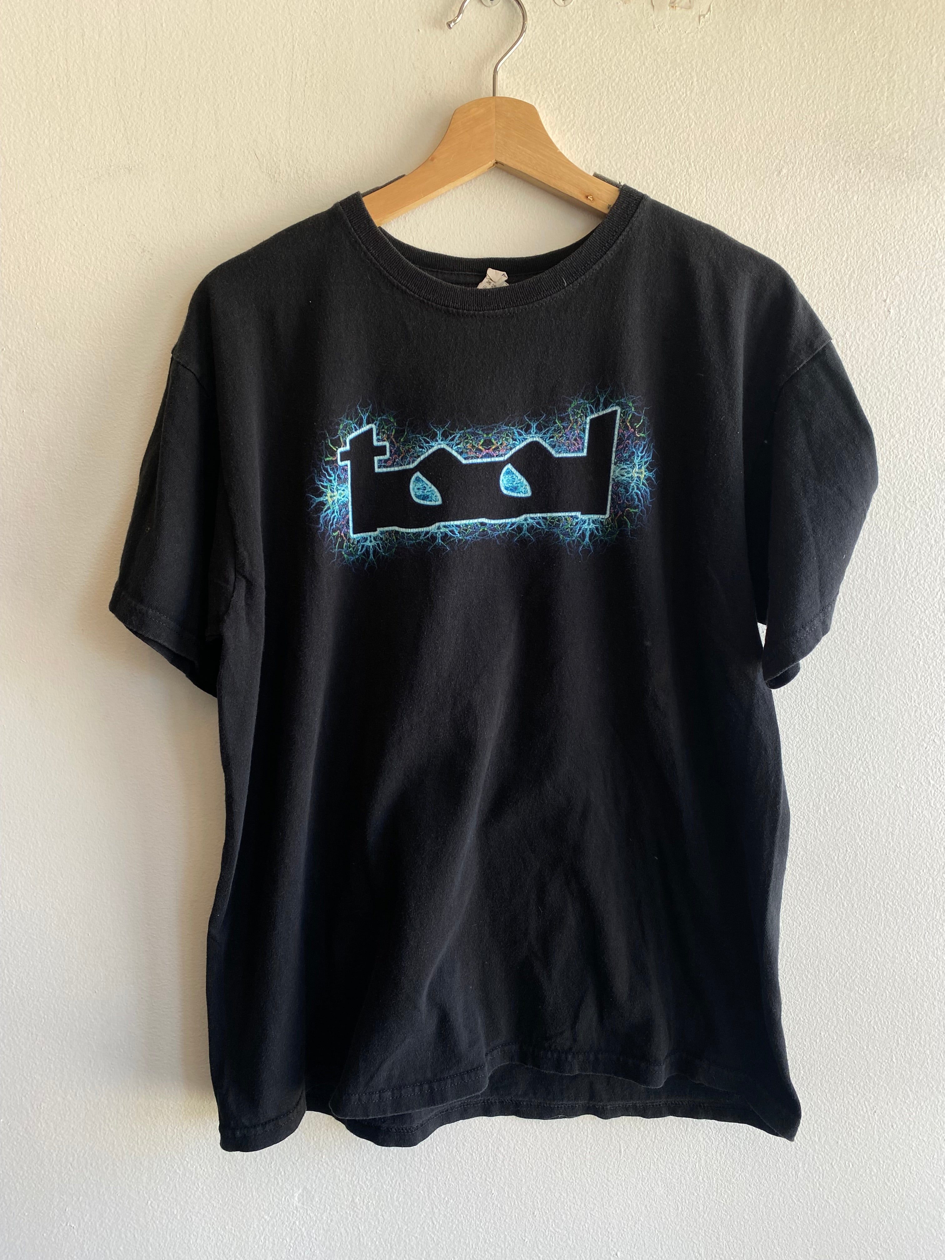 Vintage 2000's Tool T-Shirt – La Lovely Vintage