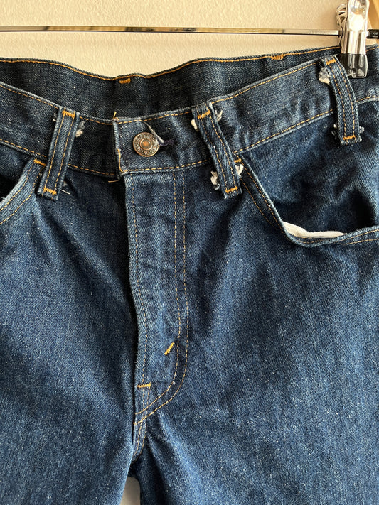 Vintage 1970’s Dark-Wash Levi’s 646 Bell Bottom Denim Jeans