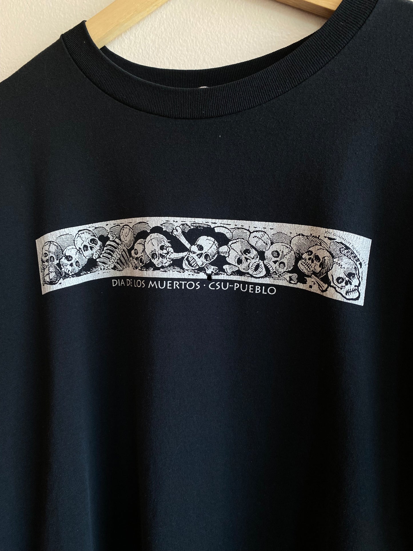 Vintage Y2K Dia de Los Muertos Long Sleeved T-Shirt