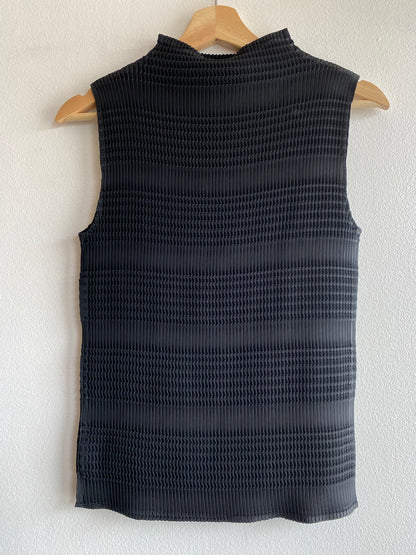 Vintage 1990's Black Pleated Mockneck Tank Top