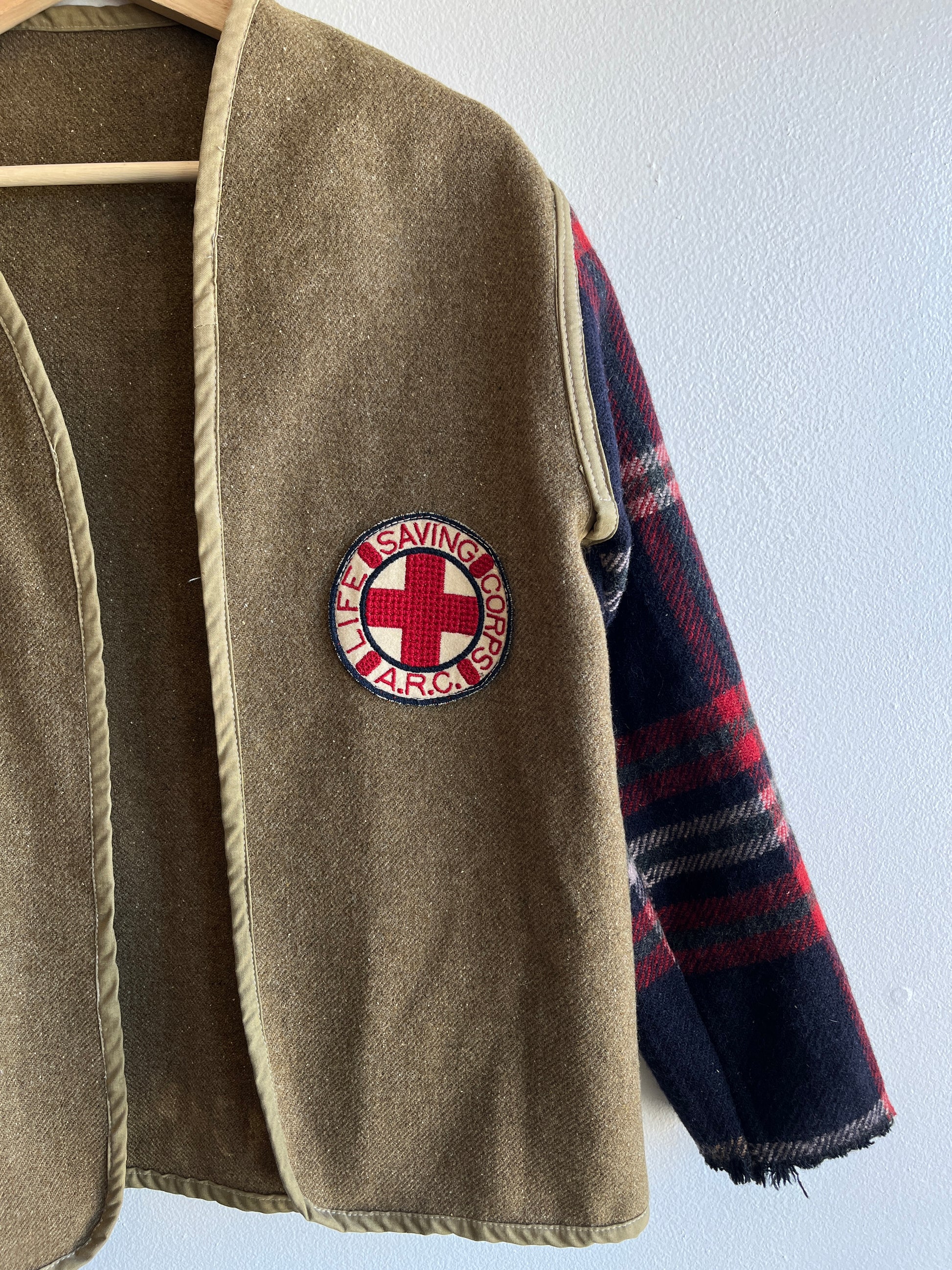 Vintage Handmade Red Cross Blanket Jacket - La Lovely Vintage 
