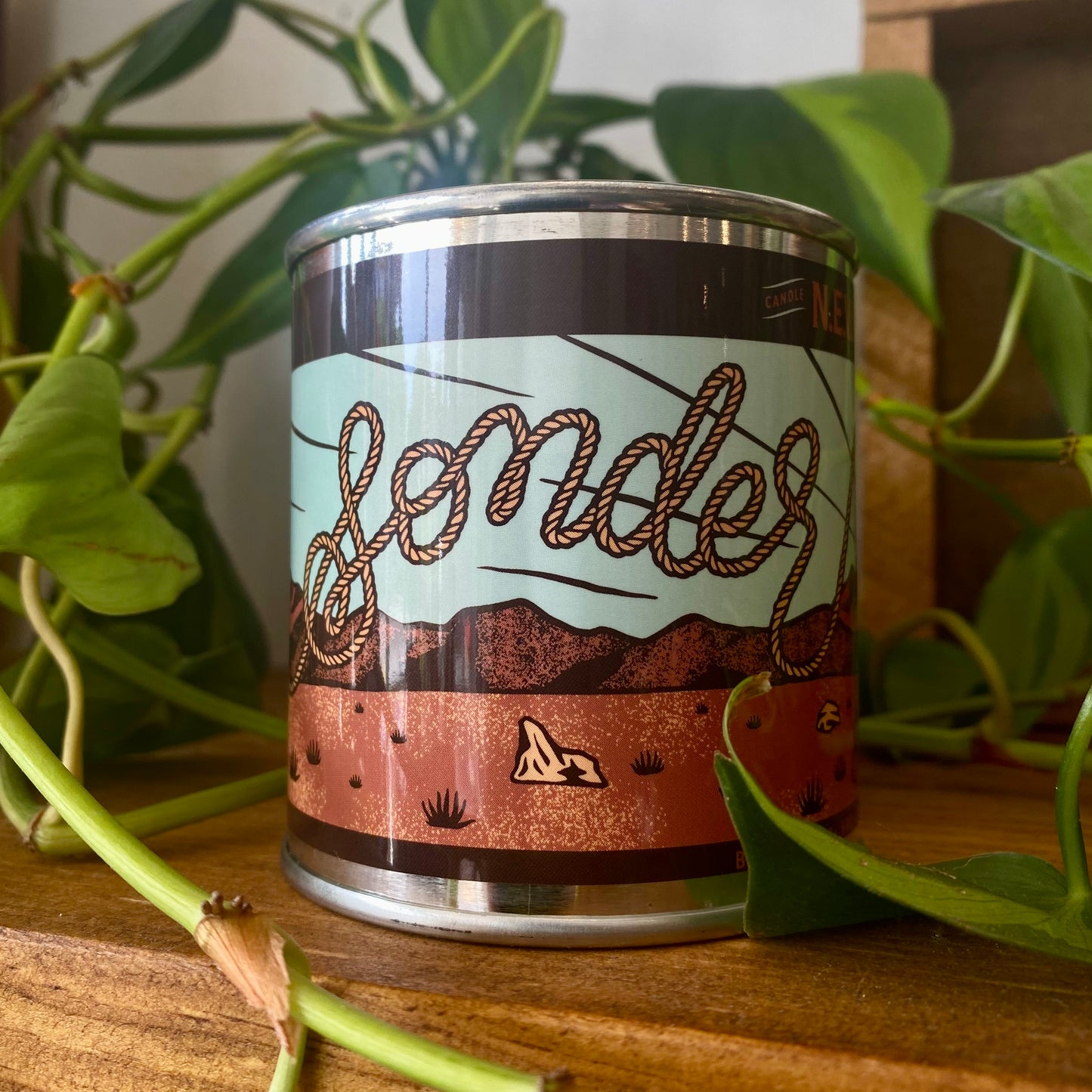 N.E.W. Candle Co. 7oz Candle - La Lovely Vintage 